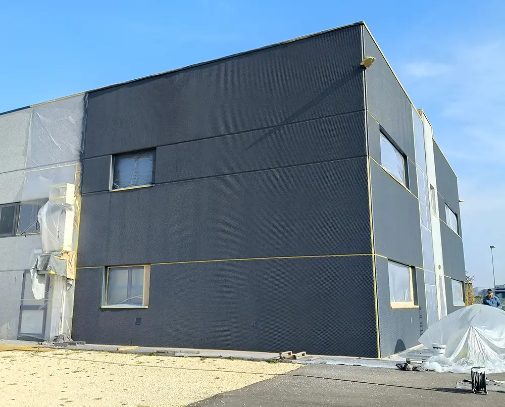 verniciatura e rivestimento facciata industriale